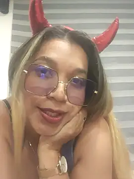 Melisa 14 online show from 04.11.26