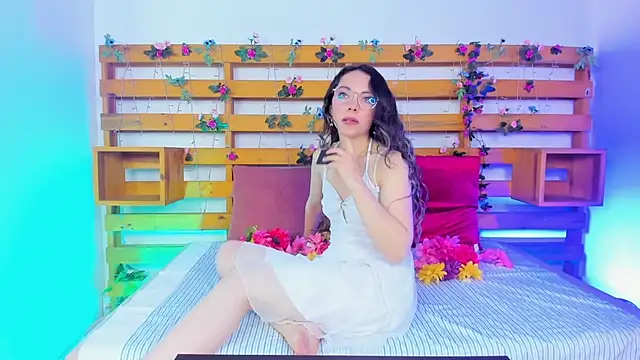 Ashley Benoit online show from 04.01.26