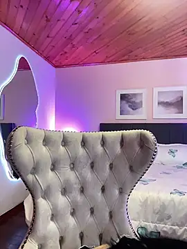 Shalom pink18 online show from 04.29.26