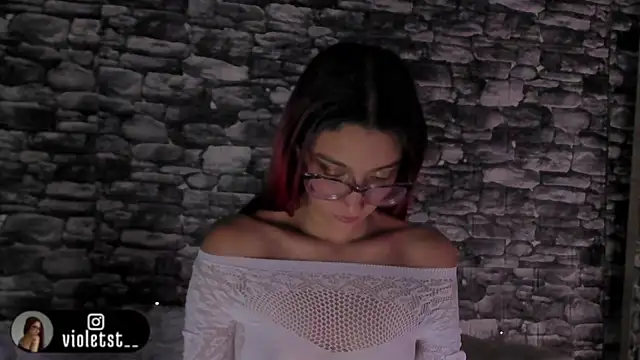 VioletWinters online show from 06.11.26