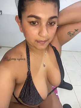 Mia rouseee online show from 04.07.26