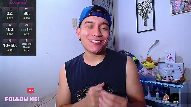 Max Parkerr online show from 05.12.26