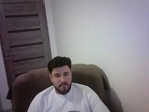 Snapshot of Gianiboy99 chatting on 06.07.26 Gianiboy99 online show from 06.07.26