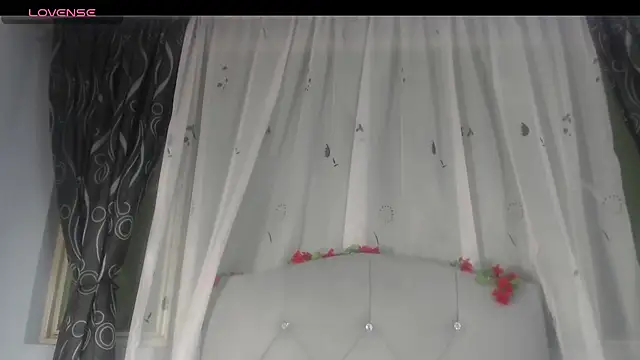 Snapshot of Victoria_Founta1 chatting on 06.11.26 Victoria Founta1 online show from 06.11.26