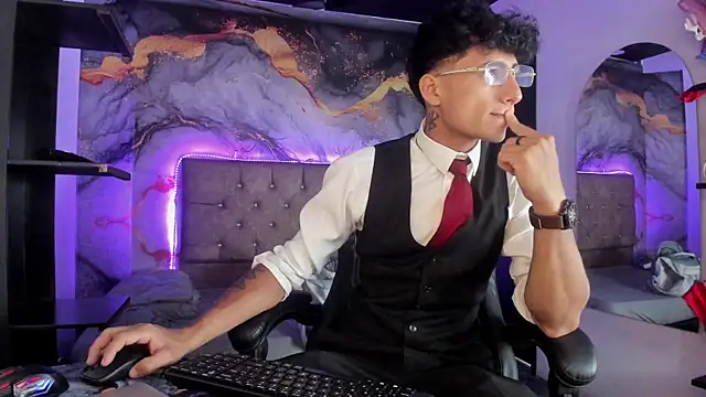MaxiimoRomano  online show from 05.06.26