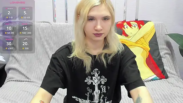 Naomi Blondie online show from 03.23.26