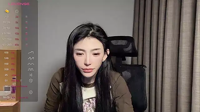 Snapshot of kiki-12 chatting on 04.08.26 kiki-12 online show from 04.08.26