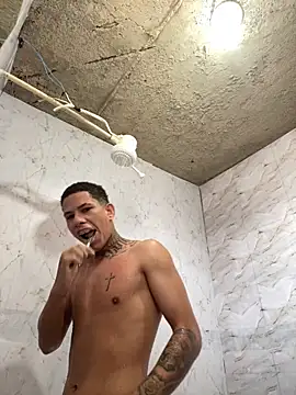 Snapshot of sgxtremm chatting on 03.25.26 sgxtremm online show from 03.25.26