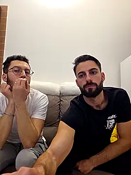 Snapshot of AmicisegretiITA chatting on 03.25.26 AmicisegretiITA online show from 03.25.26