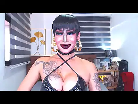 Snapshot of DominateMistressTania chatting on 07.22.26 DominateMistressTania online show from 07.22.26
