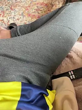 Snapshot of Emirr10 chatting on 03.20.26 Emirr10 online show from 03.20.26