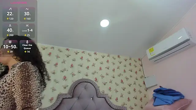 crystal watson0 online show from 06.18.26