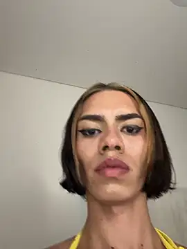 Amira BabyHot online show from 03.25.26