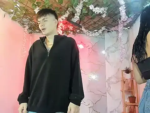 Nahomi hot 77 online show from 07.06.26