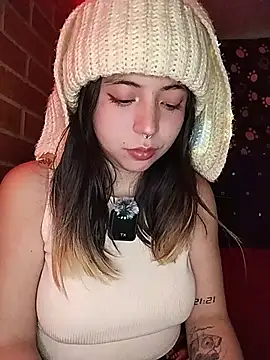 Snapshot of Petite_CherryX chatting on 06.17.26 Petite CherryX online show from 06.17.26