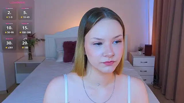 StaceyyJones online show from 07.12.26