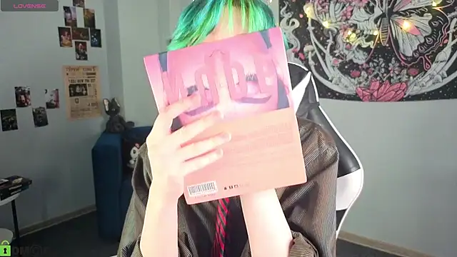 LittleKittenStar online show from 04.30.26