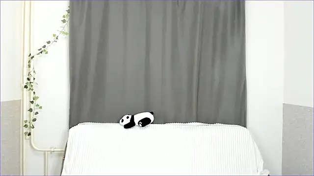 Snapshot of Emily_Nelsonn chatting on 05.25.26 Emily Nelsonn online show from 05.25.26