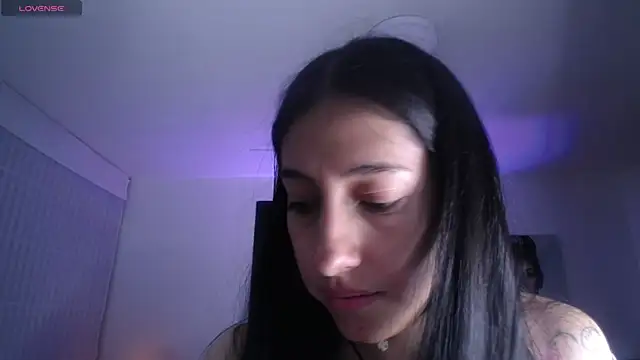 Melannyy V online show from 05.15.26