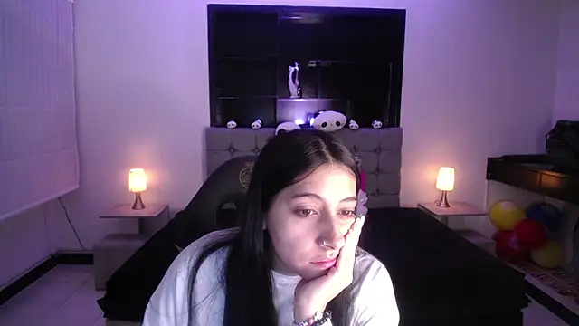 Melannyy V online show from 07.12.26