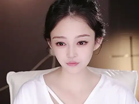 Anne-w online show from 04.20.26
