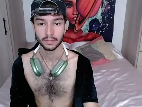 Snapshot of Adrien_polo chatting on 06.04.26 Adrien polo online show from 06.04.26
