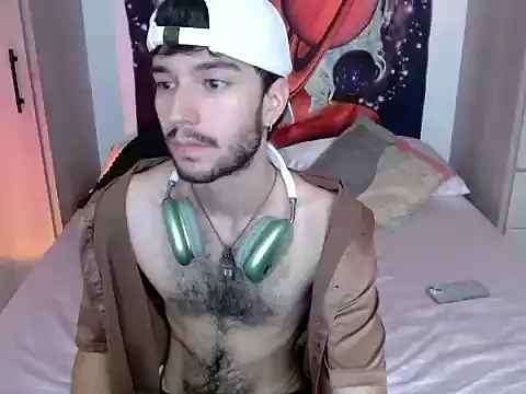 Snapshot of Adrien_polo chatting on 06.05.26 Adrien polo online show from 06.05.26