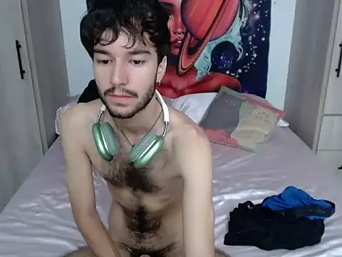 Snapshot of Adrien_polo chatting on 06.06.26 Adrien polo online show from 06.06.26