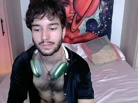 Snapshot of Adrien_polo chatting on 06.12.26 Adrien polo online show from 06.12.26