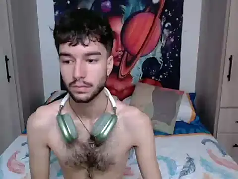 Snapshot of Adrien_polo chatting on 07.12.26 Adrien polo online show from 07.12.26