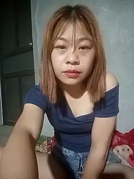 Aurora Luna online show from 03.22.26