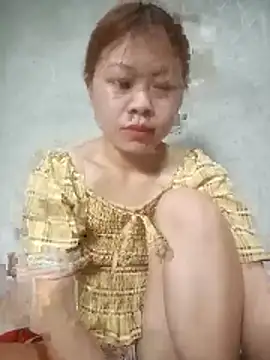 Aurora Luna online show from 03.24.26