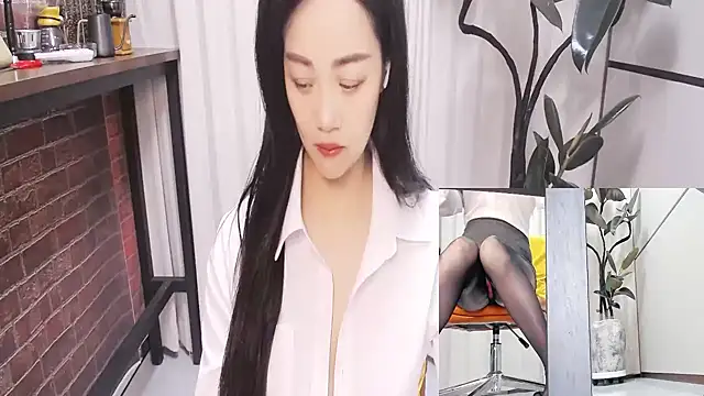 Latte-01 online show from 07.05.26