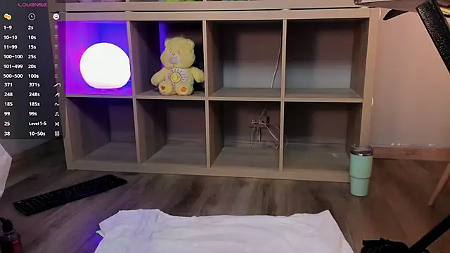  EmilyRouge  online show from 06.13.26