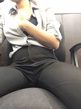 Snapshot of Rajukummr chatting on 04.13.26 Rajukummr online show from 04.13.26