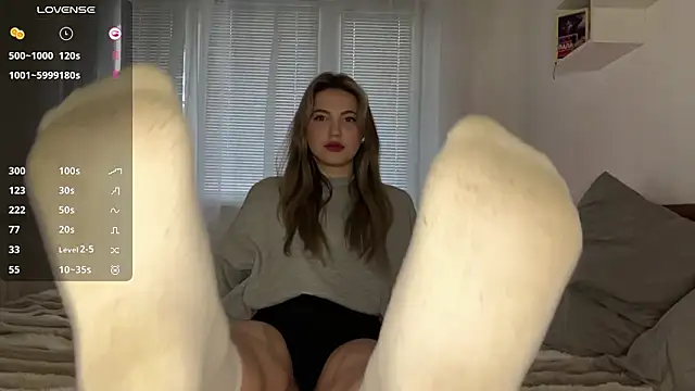 1Kellynaive online show from 03.28.26