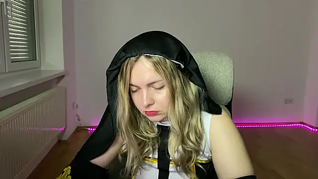 Snapshot of EvaKraz chatting on 04.01.26 EvaKraz online show from 04.01.26