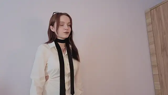 JoselynNeave online show from 03.27.26