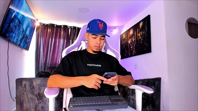 Snapshot of victor_ospina chatting on 03.31.26 victor ospina online show from 03.31.26