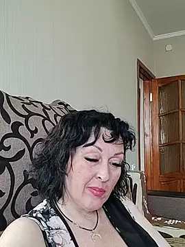 Snapshot of HelgaDennis chatting on 05.30.26 HelgaDennis online show from 05.30.26