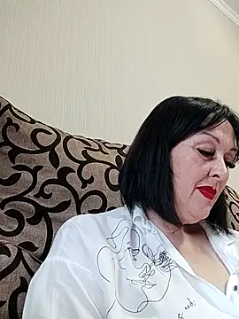 Snapshot of HelgaDennis chatting on 06.15.26 HelgaDennis online show from 06.15.26