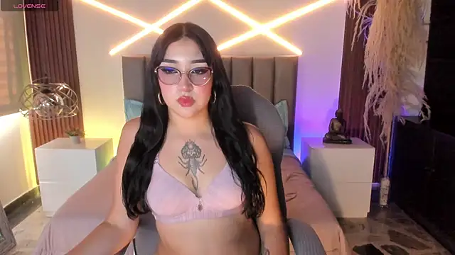 CharlotteWilliamss  online show from 03.21.26