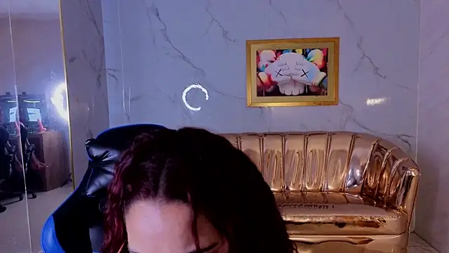 Snapshot of sara_1s chatting on 04.09.26 sara 1s online show from 04.09.26