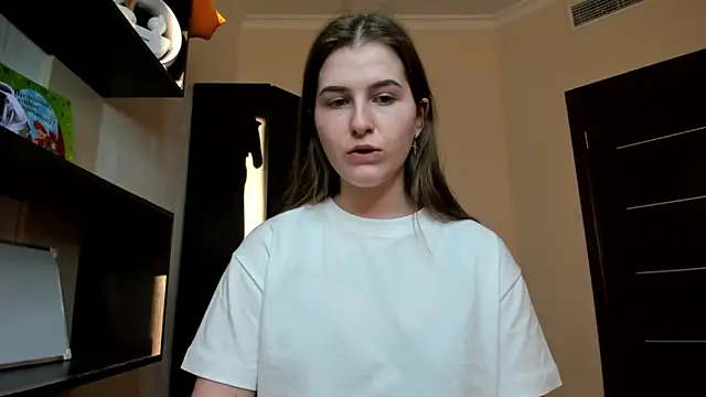 OhMyAlice online show from 04.18.26