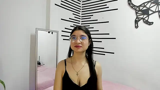 Snapshot of LindaCatalina_ chatting on 06.09.26 LindaCatalina online show from 06.09.26