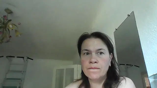 Selena Moo online show from 07.17.26