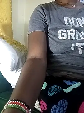 Snapshot of baddyyeye chatting on 03.21.26 baddyyeye online show from 03.21.26