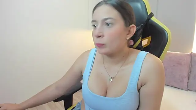 kira relish online show from 04.21.26