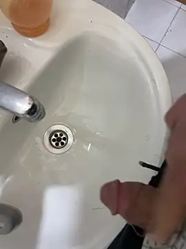 Snapshot of yassineamri chatting on 03.22.26 yassineamri online show from 03.22.26