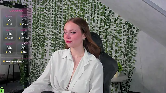 Snapshot of Vanessa_Williamsonn chatting on 07.06.26 Vanessa Williamsonn online show from 07.06.26